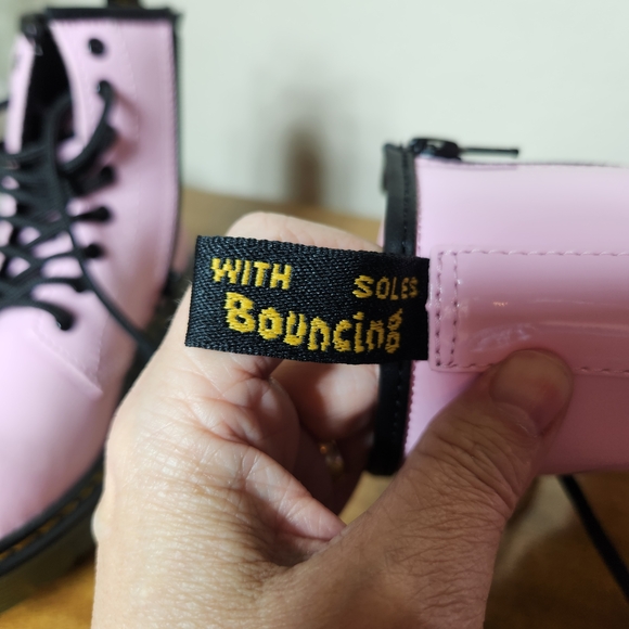 Dr Martens 1460 J Pink Patent Leather LaceUp And Side Zip Combat Boots US Kids 2 - Picture 11 of 11